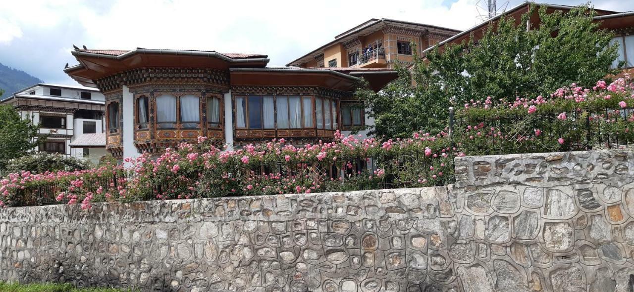 Kisa Villa ティンプー エクステリア 写真
